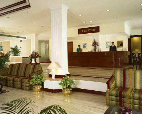 The Avenue Regent Hotel Kochi Exterior foto